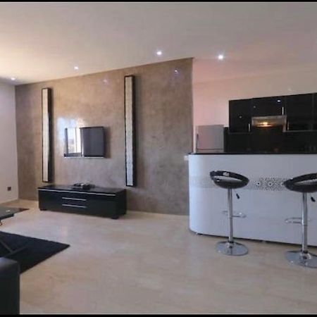 Moderne Appartement T3 A Gueliz Marrakesh Exterior photo