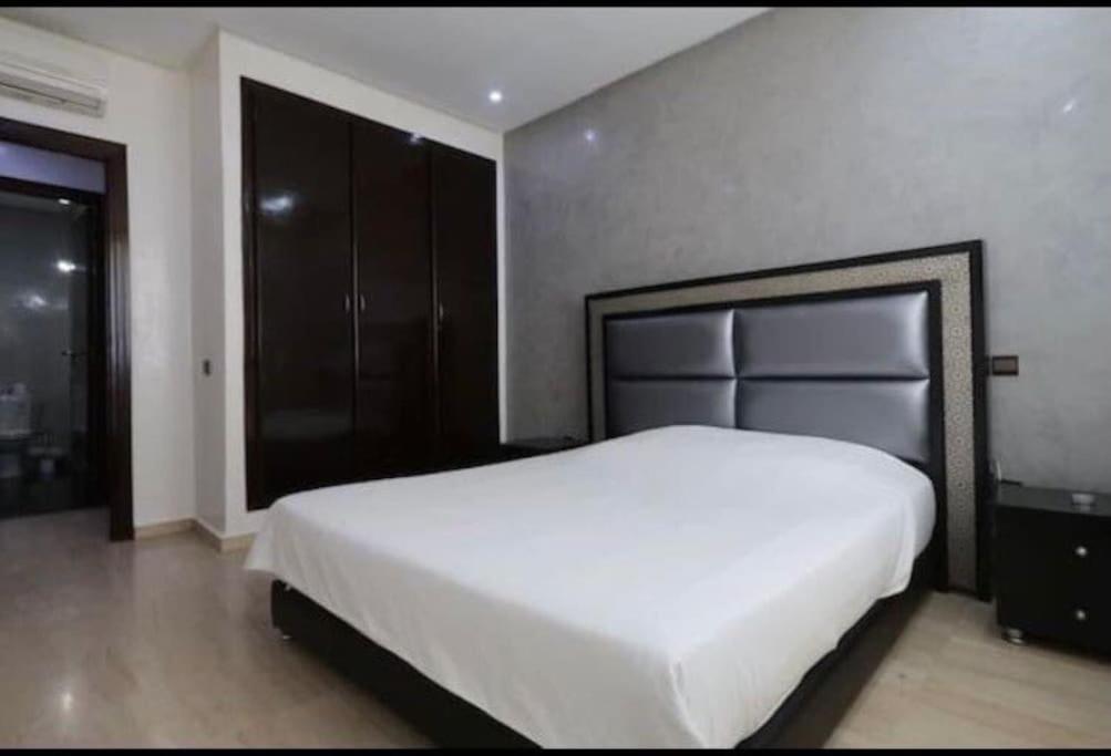 Moderne Appartement T3 A Gueliz Marrakesh Exterior photo